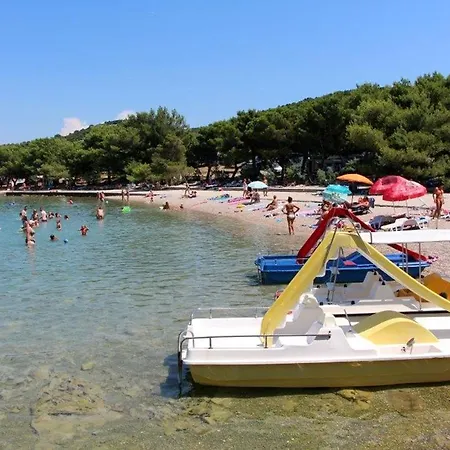 Apartment By The Sea Tisno, Murter - 5113