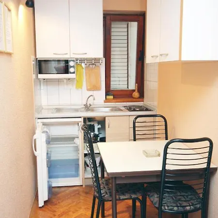 Apartment By The Sea Tisno, Murter - 5113 Tisno
