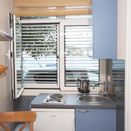Apartment By The Sea Tisno, Murter - 5113 Tisno