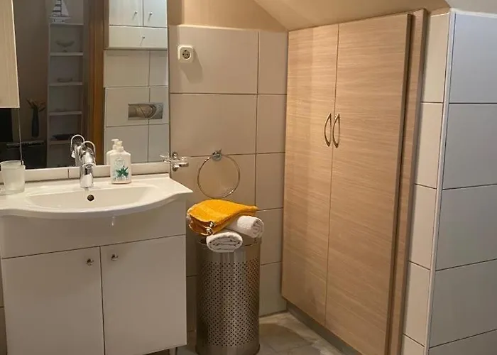 Appartamento By The Sea Tisno, Murter - 5113 Tisno