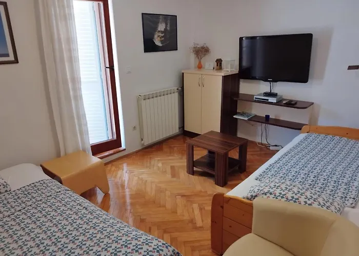 Appartamento By The Sea Tisno, Murter - 5113