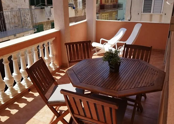 By The Sea Tisno, Murter - 5113 Апартаменты